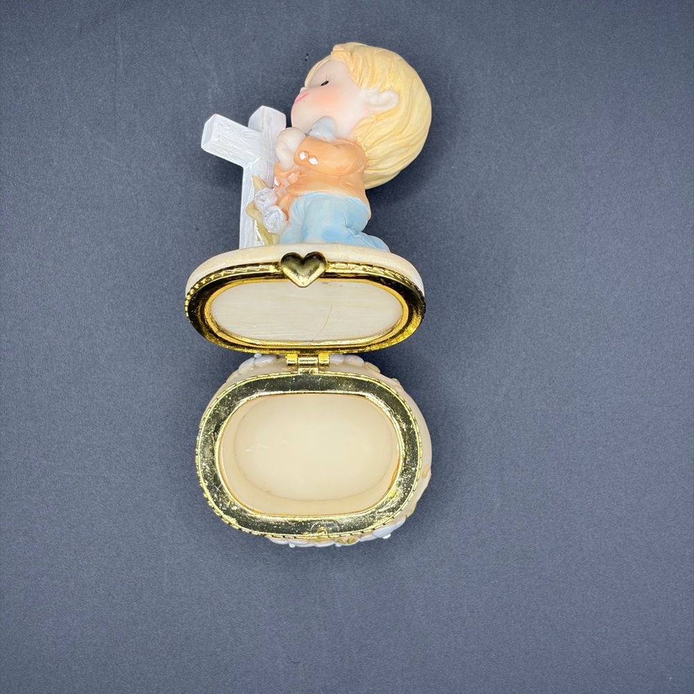 Precious Moments A Time for Prayer Little Boy With Cross Trinket Box - Picture 9 of 12